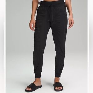 Lululemon dance studio jogger